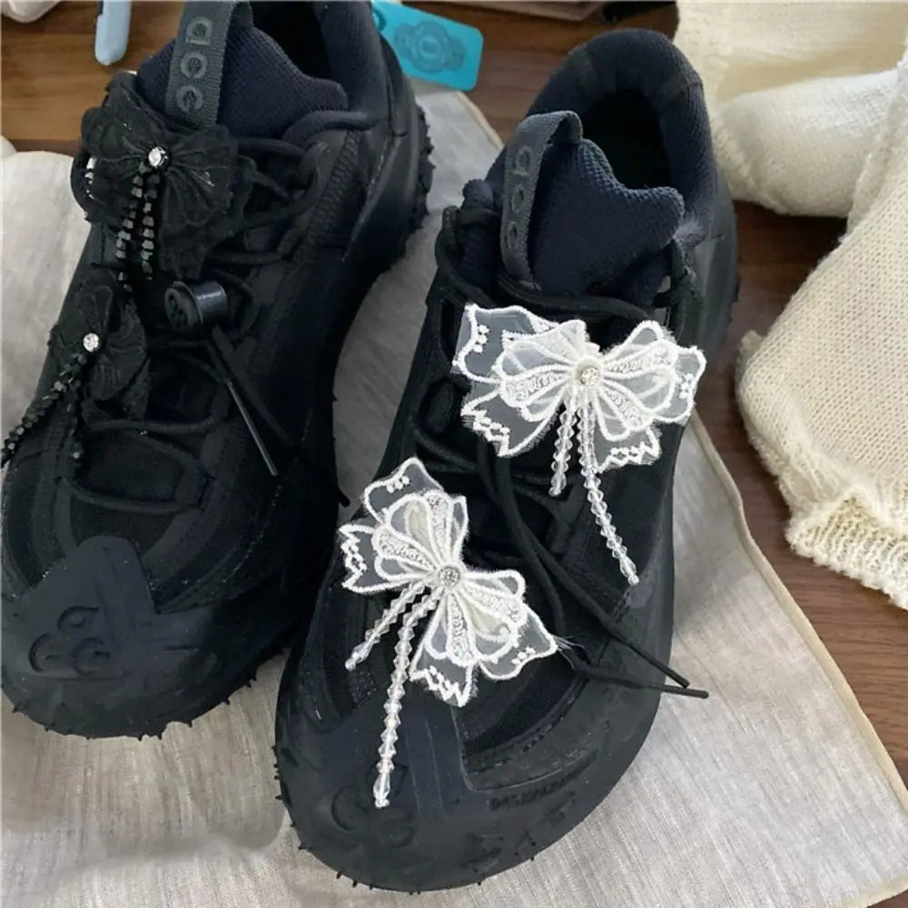 Handmade Bead Bowknot Shoes Charm Pearl Crystal Butterfly Shoe Buckle Shoes Flower Keychain Sneakers Shoe Accessories Decoration