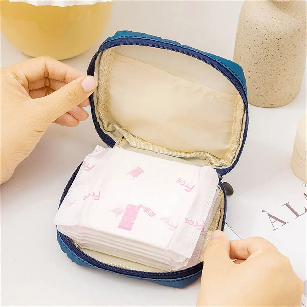 Women Mini Sanitary Napkin Storage Bag Towel Cosmetic Bags Sanitary Pad Pouch Organizer Coin Card Lipstick Wallet Bag