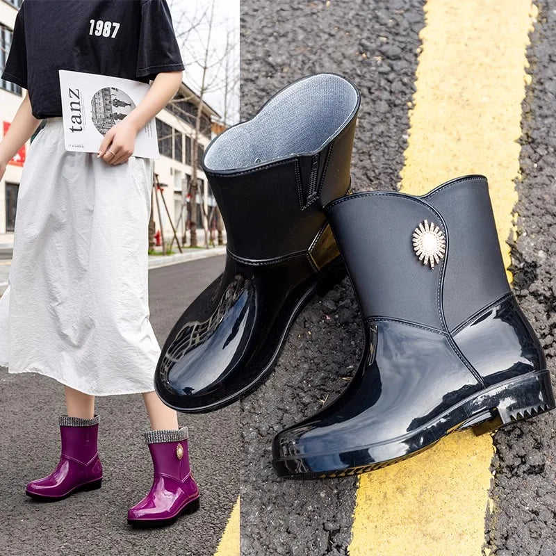 Fashion， Rain Boots Women's Four Seasons NonSlip Waterproof Rain Boots Adult Rubber Shoes CottonPadded MidCalf Casual Rain Shoes