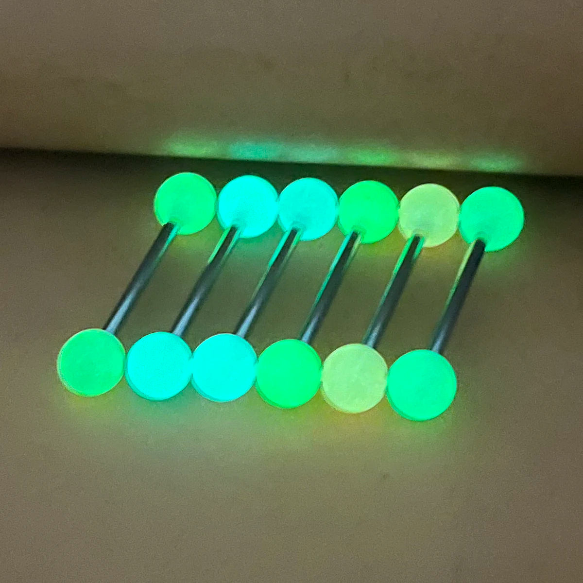 6pcs Luminous Glow in the Dark Tongue Rings Stud Nipple Piercing Barbell Bar Acrylic Cartilage Earring Helix Body Jewelry 14G