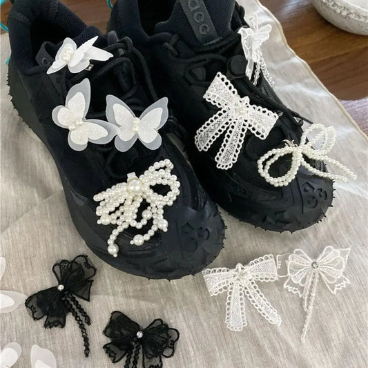 Handmade Bead Bowknot Shoes Charm Pearl Crystal Butterfly Shoe Buckle Shoes Flower Keychain Sneakers Shoe Accessories Decoration