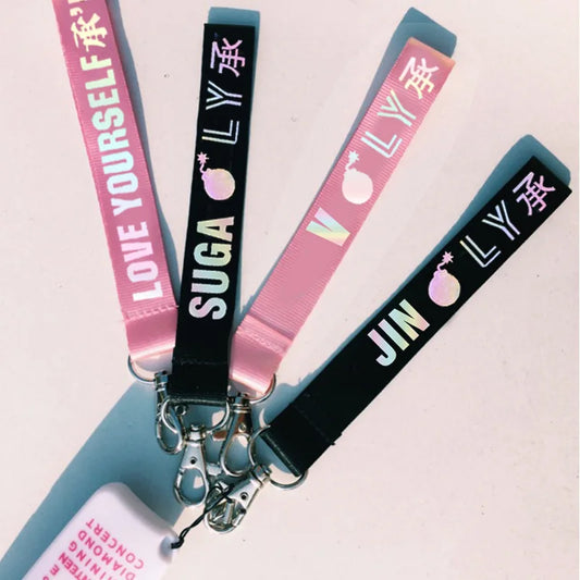 Kpop LOVE YOURSELF Keychain JIMIN RAP MONSTER JUNGKOOK Taehyung V JIN JHOPE SUGA Colorful Lobster Clasp Support Gifts Teen Item