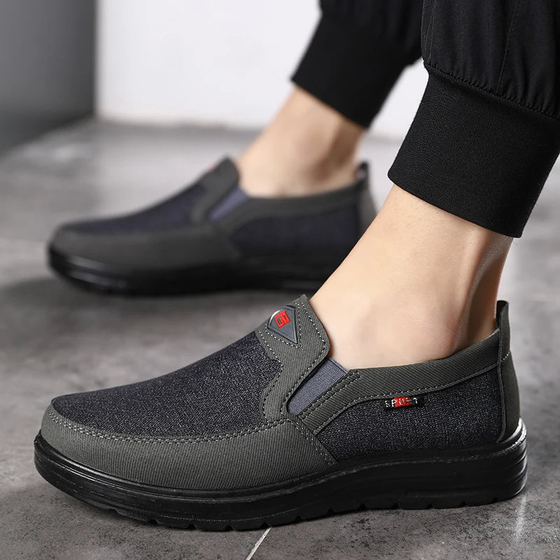 Men Canvas Shoes Summer Light-weight Casual Shoes Men's Wear-resistance Sneakers Breathable Loafers Driving Shoes Zapato Hombre