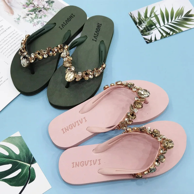 2024 Comfortable and Fashionable All-match Beach Shoes Non-slip Soft Bottom Casual Flip-flops Rhinestone Chain Flat Slippers