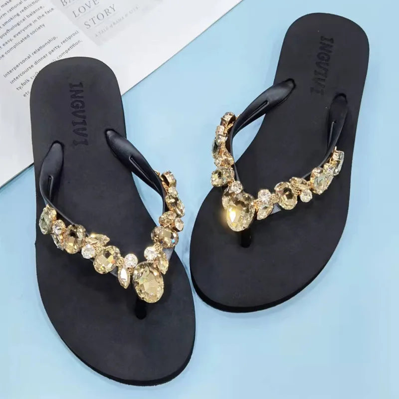 2024 Comfortable and Fashionable All-match Beach Shoes Non-slip Soft Bottom Casual Flip-flops Rhinestone Chain Flat Slippers